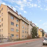 Lejlighed Big 1 Bedroom Near Airport & Center *
