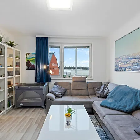 Big 1 Bedroom Near Airport & Center Apartamento Schwechat