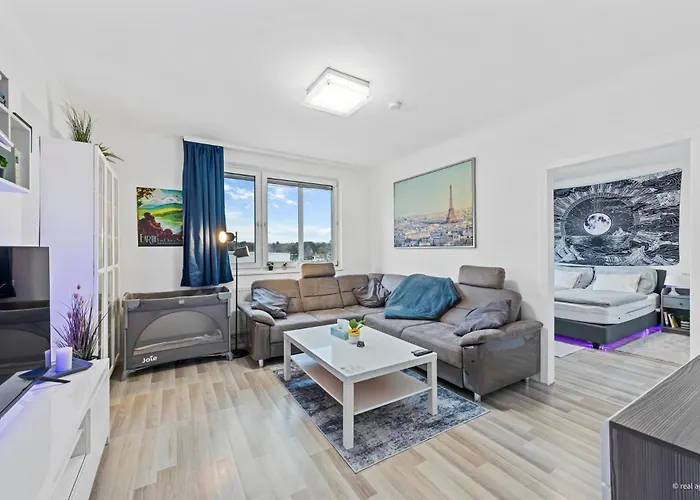 Big 1 Bedroom Near Airport & Center * Schwechat