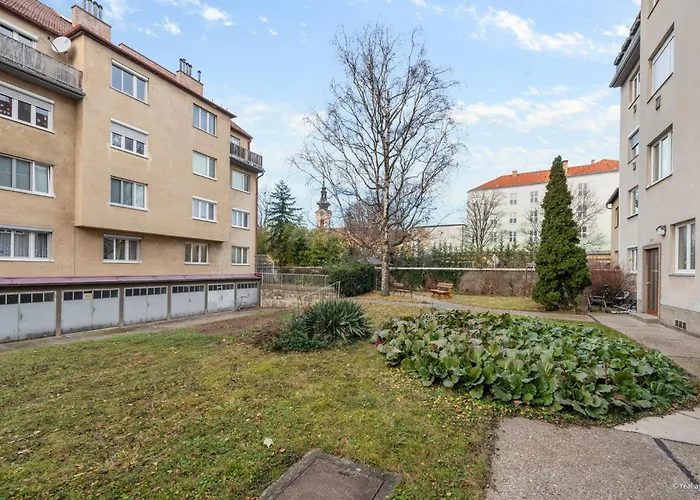 Apartment Big 1 Bedroom Near Airport & Center *