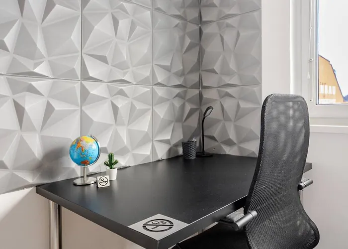 Big 1 Bedroom Near Airport & Center Apartment Schwechat